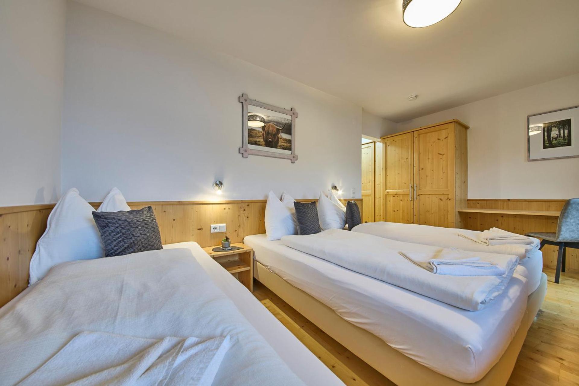 Platzhirsch Rooms - B&B - Self Check-In Piesendorf Exterior photo